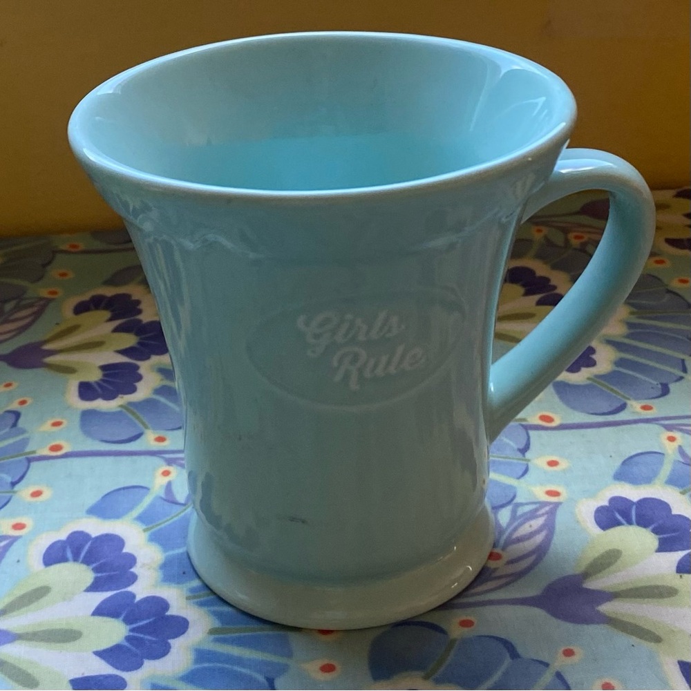 Fishs Eddy “Girls Rule” Mug